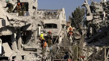 سلطنة عمان تناقش مع روسيا والصين أهمية إنهاء الصراع بين إسرائيل وإيران سلطنة عمان تناقش مع روسيا والصين أهمية إنهاء الصراع بين إسرائيل وإيران