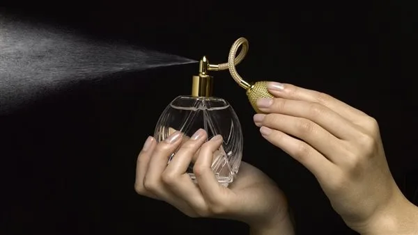 أفضل 4 عطور صيفية منعشة لصيف 2025 أفضل 4 عطور صيفية منعشة لصيف 2025