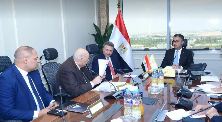 وزير التموين: تحديث نظام الخبز وتعزيز جودة الرغيف مع الحفاظ على سعره عند 20 قرشًا وزير التموين: تحديث نظام الخبز وتعزيز جودة الرغيف مع الحفاظ على سعره عند 20 قرشًا