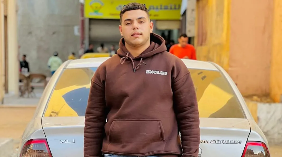 وفاة شاب عقب إجراء عملية استئصال غدة في البحيرة.. والعائلة تتهم: “ثقب غير صحيح في القصبة الهوائية” وفاة شاب عقب إجراء عملية استئصال غدة في البحيرة.. والعائلة تتهم: “ثقب غير صحيح في القصبة الهوائية”