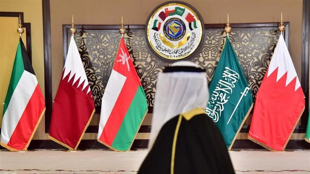 بلومبرغ: الدول الخليجية في حالة صدمة بعد هجوم إسرائيل على إيران