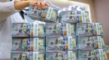 الدولار يحقق ارتفاعاً خفيفاً في بغداد