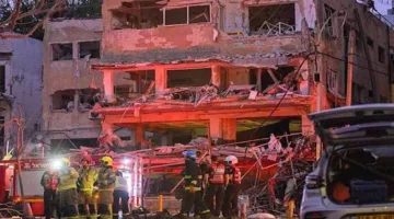 عادت أفعالها إلى نحرها: مشاهد الدمار في إسرائيل تذكر بمعاناة غزة