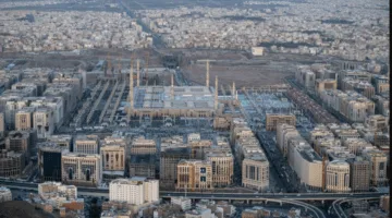 زيادة عدد الزوار تعزز نمو القطاع السياحي في المدينة المنورة بنسبة 18.7%