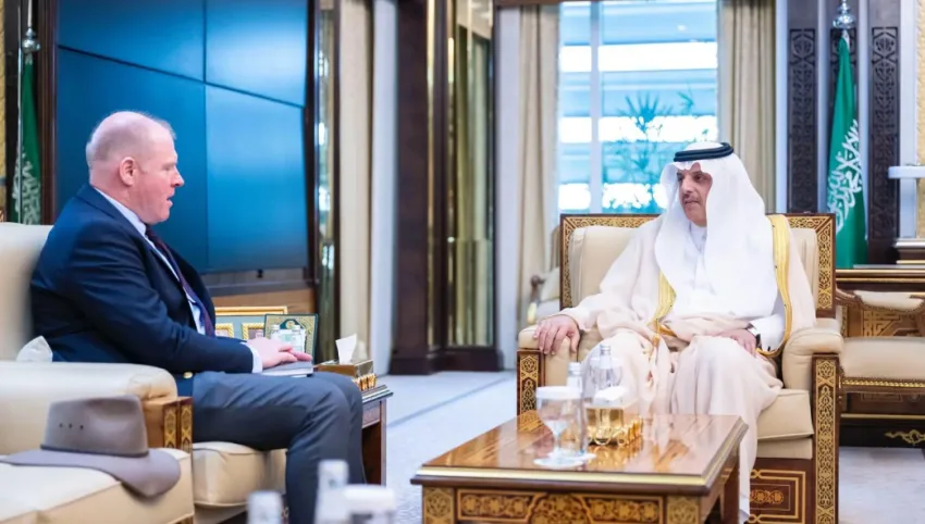 نائب وزير الداخلية المكلف يلتقي بالسفير الأسترالي في المملكة