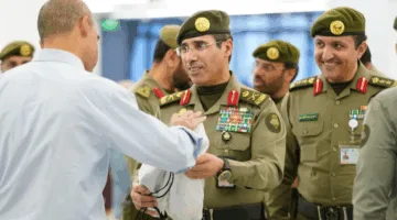 اللواء المربع يتفقد الخدمات المقدمة للحجاج في منفذ جديدة عرعر