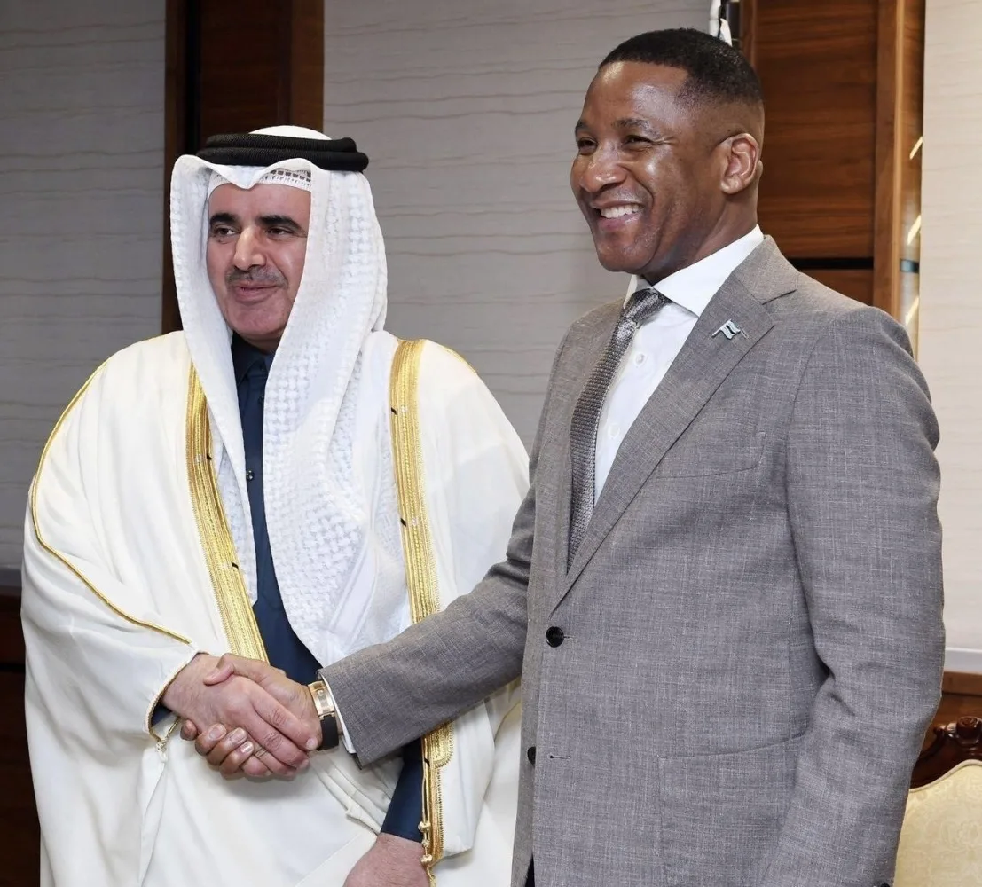 رئيس بوتسوانا يستقبل أوراق اعتماد السفير القطري رئيس بوتسوانا يستقبل أوراق اعتماد السفير القطري