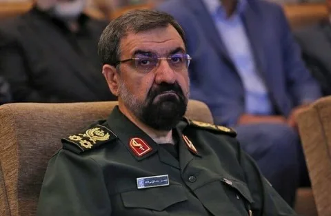 رضائي: لم نعتمد على نفطنا أو مضيق هرمز، ولم نستعين بأصدقائنا بعد، كما لم نستخدم التقنيات الصاروخية المتقدمة وسنعلن عن ذلك قريباً. رضائي: لم نعتمد على نفطنا أو مضيق هرمز، ولم نستعين بأصدقائنا بعد، كما لم نستخدم التقنيات الصاروخية المتقدمة وسنعلن عن ذلك قريباً.