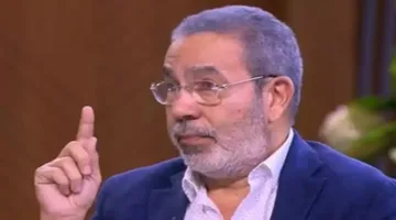 مدحت العدل يؤازر هند صبري: “كونوا معتدلين يرحمكم الله”