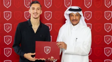 الدحيل يعلن توقيع عقد رسمي مع المهاجم الجزائري بولبينة