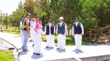 أمين الباحة يتفقد المشاريع والخدمات البلدية في محافظة القرى بشكل ميداني