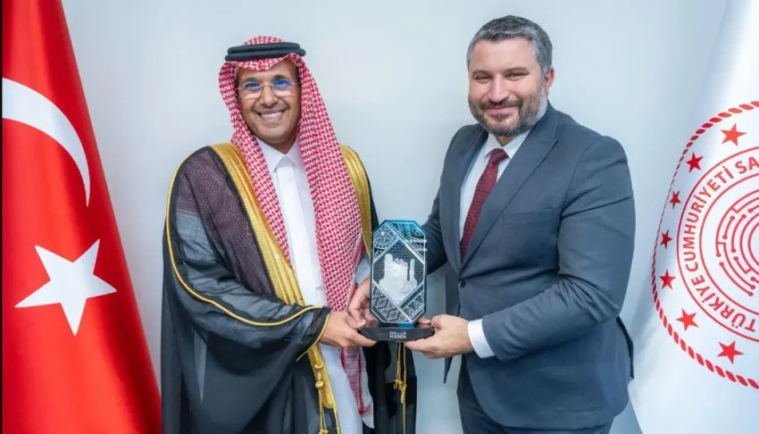 مدن تُظهر إمكانيات استثمارية وتعزز فرص التعاون الصناعي في تركيا مدن تُظهر إمكانيات استثمارية وتعزز فرص التعاون الصناعي في تركيا