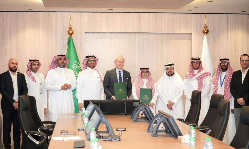 نوفا تبدأ حملة لزراعة 200 ألف شجرة بالتعاون مع مركز تطوير الغطاء النباتي ومكافحة التصحر نوفا تبدأ حملة لزراعة 200 ألف شجرة بالتعاون مع مركز تطوير الغطاء النباتي ومكافحة التصحر