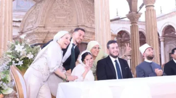 وزير الشباب والرياضة يشارك في عقد قران ابنته بحضور رئيس الحكومة