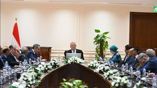 رئيس مجلس النواب يجتمع بجلسة موسعة مع السفراء المعينين لرئاسة البعثات الدبلوماسية المصرية في الخارج رئيس مجلس النواب يجتمع بجلسة موسعة مع السفراء المعينين لرئاسة البعثات الدبلوماسية المصرية في الخارج