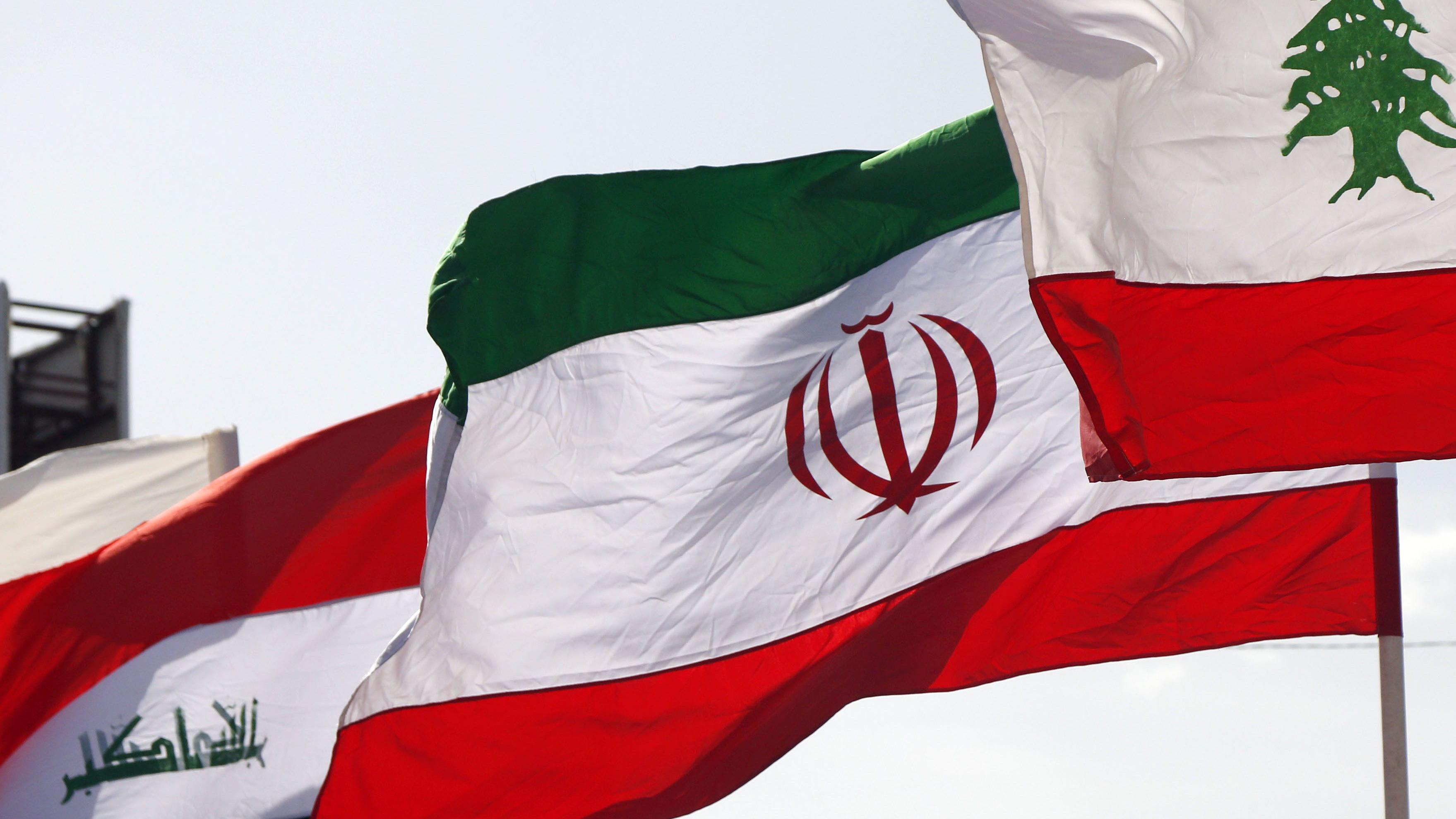 أعلام كل من ايران وأميركا واسرائيل