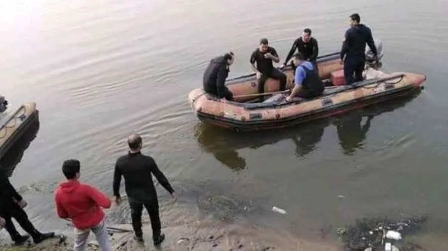 عدم إتقانه السباحة: انتشال جثة شاب غرق في ترعة المحمودية أثناء الاستحمام عدم إتقانه السباحة: انتشال جثة شاب غرق في ترعة المحمودية أثناء الاستحمام