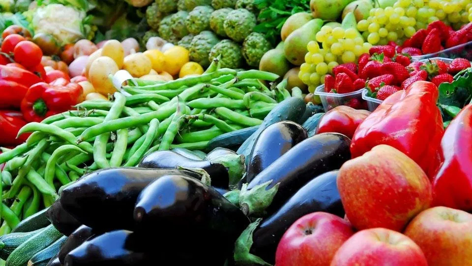 أسعار الفواكه والخضروات اليوم الجمعة 20 يونيو أسعار الفواكه والخضروات اليوم الجمعة 20 يونيو