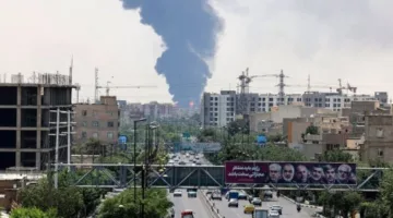 الجيش الإسرائيلي يستهدف المنشآت النووية والصاروخية في طهران.. تقارير عن اغتيال ثلاثة قادة في الحرس الثوري الإيراني