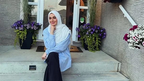 حلا شيحة تبوح بسر عودتها إلى الحجاب وتطلق قناة دينية على يوتيوب (فيديو) حلا شيحة تبوح بسر عودتها إلى الحجاب وتطلق قناة دينية على يوتيوب (فيديو)