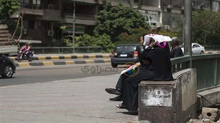 طقس شديد الحرارة مع ضباب ورياح: توقعات الأرصاد للأيام الستة القادمة