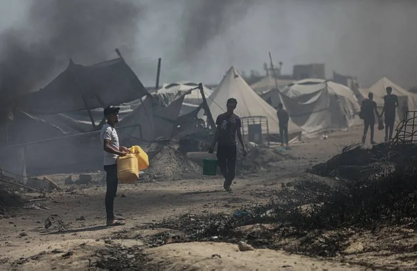 استشهاد 36 فلسطينيًا نتيجة غارات الاحتلال الإسرائيلي على قطاع غزة استشهاد 36 فلسطينيًا نتيجة غارات الاحتلال الإسرائيلي على قطاع غزة