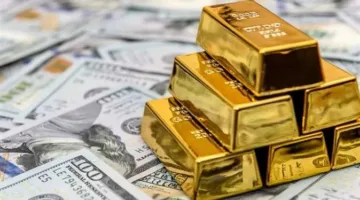 ارتفاع قيمة الدولار عالميًا يؤثر سلبًا على سعر أونصة الذهب، التي تتراجع بنسبة 0.6%