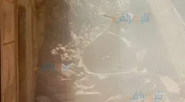 جهود لإنقاذ “ترزي” محاصر داخل متجره إثر انهيار ثلاث عمارات في حدائق القبة