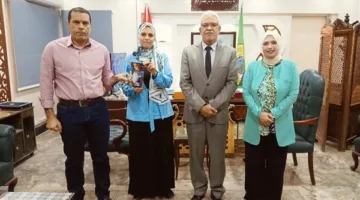 تقدير معلمة في الإسماعيلية لمساهمتها في مسابقة “100 معلم مبتكر”