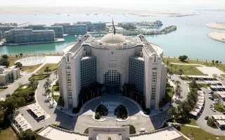 الإمارات تقوم بإعادة مواطنيها والمقيمين الموجودين في إيران.
