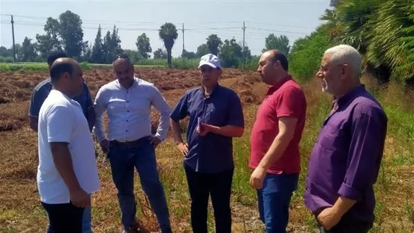 وكيل وزارة الزراعة في كفر الشيخ يباشر زيارة لمزارع الصيف ويحث على زيادة المتابعة وكيل وزارة الزراعة في كفر الشيخ يباشر زيارة لمزارع الصيف ويحث على زيادة المتابعة
