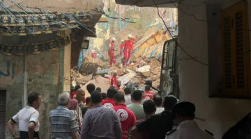 “ساعات من الكفاح ضد الموت”.. تفاصيل وفاة خياط تحت أنقاض مباني حدائق القبة