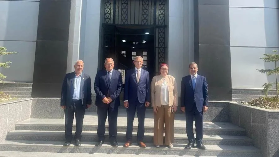 وزير الزراعة الصربي يتفقد مجموعة من المشاريع الزراعية الناجحة. وزير الزراعة الصربي يتفقد مجموعة من المشاريع الزراعية الناجحة.