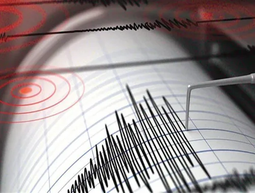 زلزال بقوة 5.5 درجات يهز وسط إيران