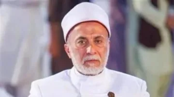 أزهري: النبي ﷺ هو أول مخلوق من حيث نوره وروحه، لا من حيث جسده