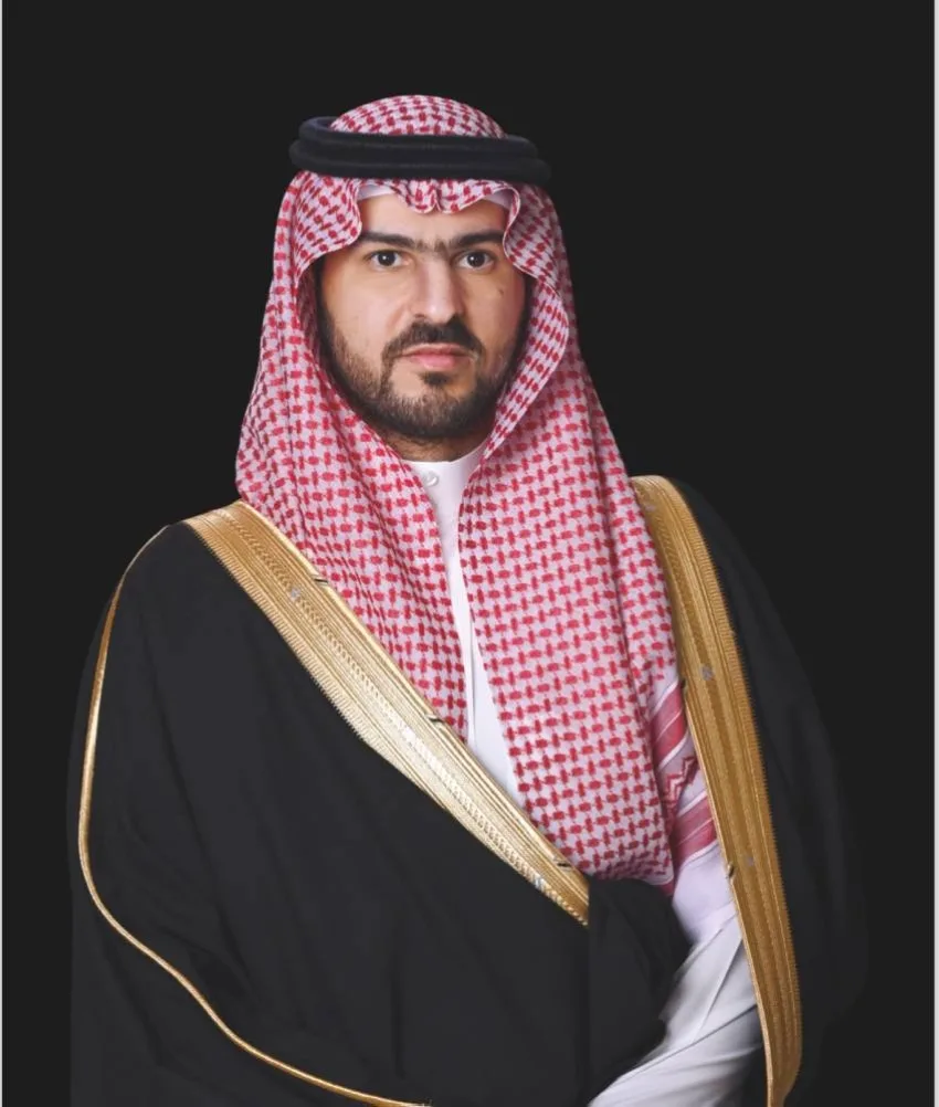 نائب أمير المنطقة الشرقية يعزي عائلة العطيشان في وفاة والدتهم نائب أمير المنطقة الشرقية يعزي عائلة العطيشان في وفاة والدتهم