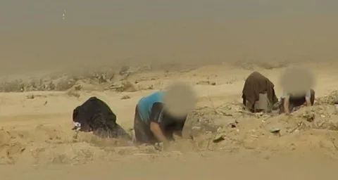 أسفر عن وفاة ضابط وجندي.. كتائب “القسام” تنشر لقطات لكمين معقد استهدف قوة عسكرية إسرائيلية جنوب غزة.. (فيديو) أسفر عن وفاة ضابط وجندي.. كتائب “القسام” تنشر لقطات لكمين معقد استهدف قوة عسكرية إسرائيلية جنوب غزة.. (فيديو)