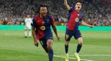 باريس سان جيرمان يسعى لعقد صفقة كبيرة للتعاقد مع جول كوندي