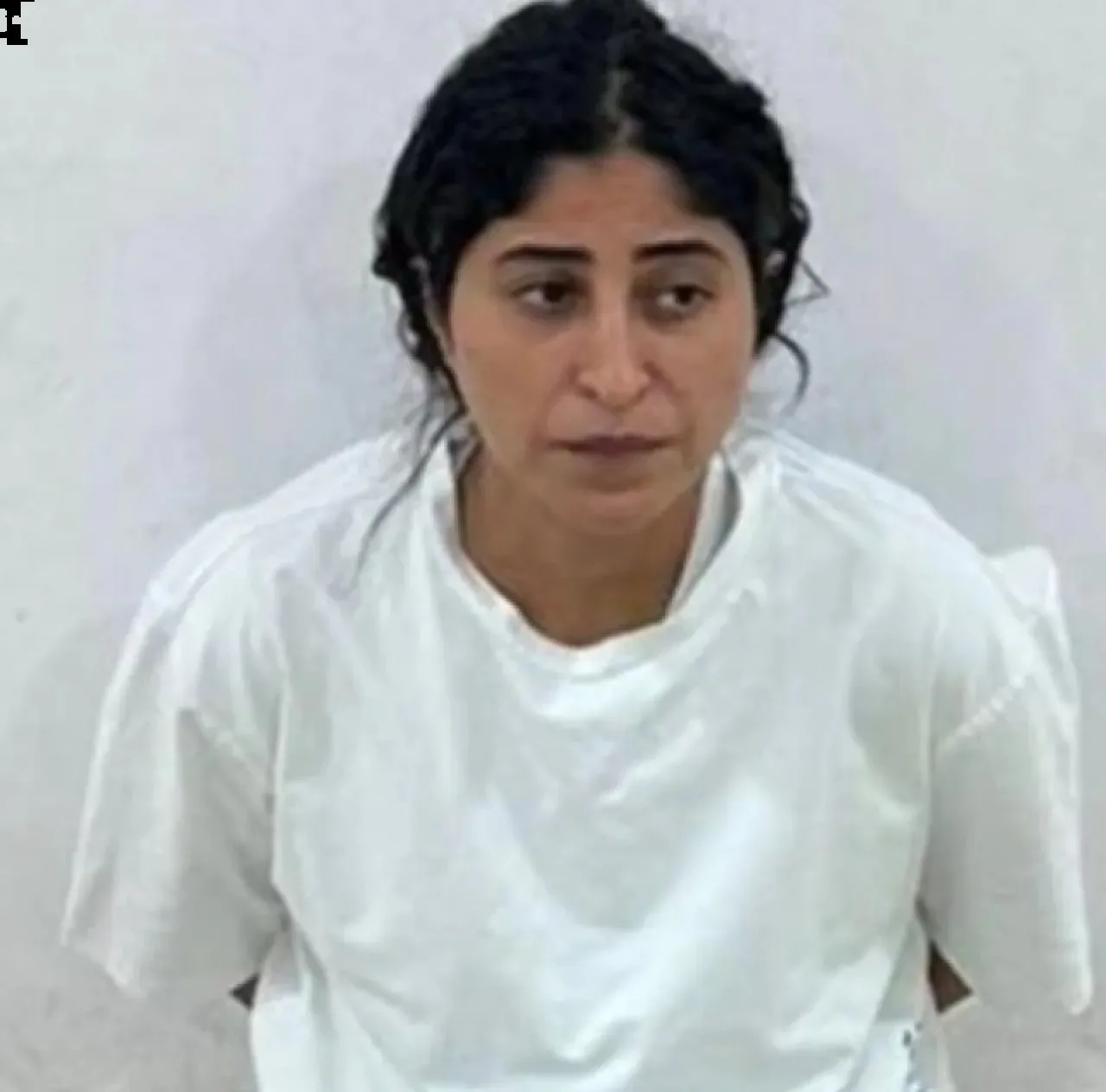 القبض على شجون الهاجري بتهمة استخدام المخدرات.. ووزارة الداخلية تؤكد الواقعة القبض على شجون الهاجري بتهمة استخدام المخدرات.. ووزارة الداخلية تؤكد الواقعة