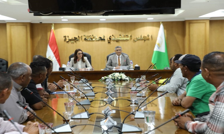 النجاريسلّم شهادات محو الأمية لـ 18 من العاملين بالمنطقة الأثرية