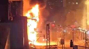 تل أبيب تتعرض للهجوم.. صواريخ إيرانية تستهدف وسط إسرائيل (فيديو)