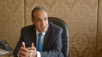 وزير الخارجية يشجع المستثمرين الأتراك على توسيع استثماراتهم في مصر