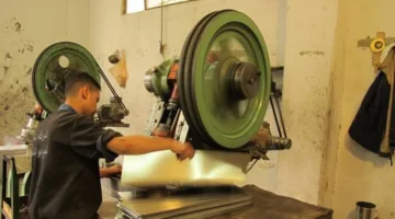 مدة الترخيص المؤقت لمشروعات الاقتصاد غير الرسمي الصغيرة والمتوسطة: خمس سنوات