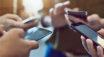 7 عادات لاستخدام الهواتف الذكية لتعزيز وظائف الدماغ