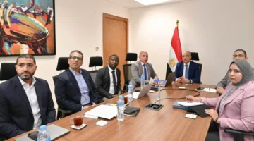 سويلم يجتمع مع فريق بحثي من الجامعة الأمريكية لبحث سبل التعاون المشترك في “تحلية المياه لإنتاج غذاء وفير”