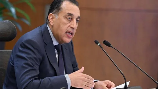 رئيس الوزراء: نخطط لاستقبال 3 سفن للتغييز بدءاً من الشهر المقبل. رئيس الوزراء: نخطط لاستقبال 3 سفن للتغييز بدءاً من الشهر المقبل.