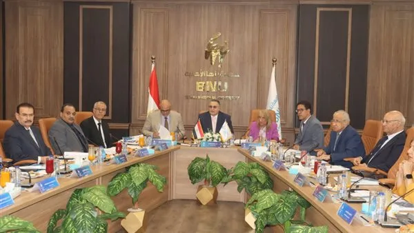 محافظ القليوبية: تأسيس مركز متخصص في الجامعة لدعم المناطق الصناعية بالعبور محافظ القليوبية: تأسيس مركز متخصص في الجامعة لدعم المناطق الصناعية بالعبور