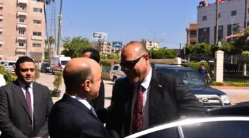وزير العمل يلتقي محافظ كفر الشيخ لمناقشة تعزيز آليات التعاون في القضايا المشتركة