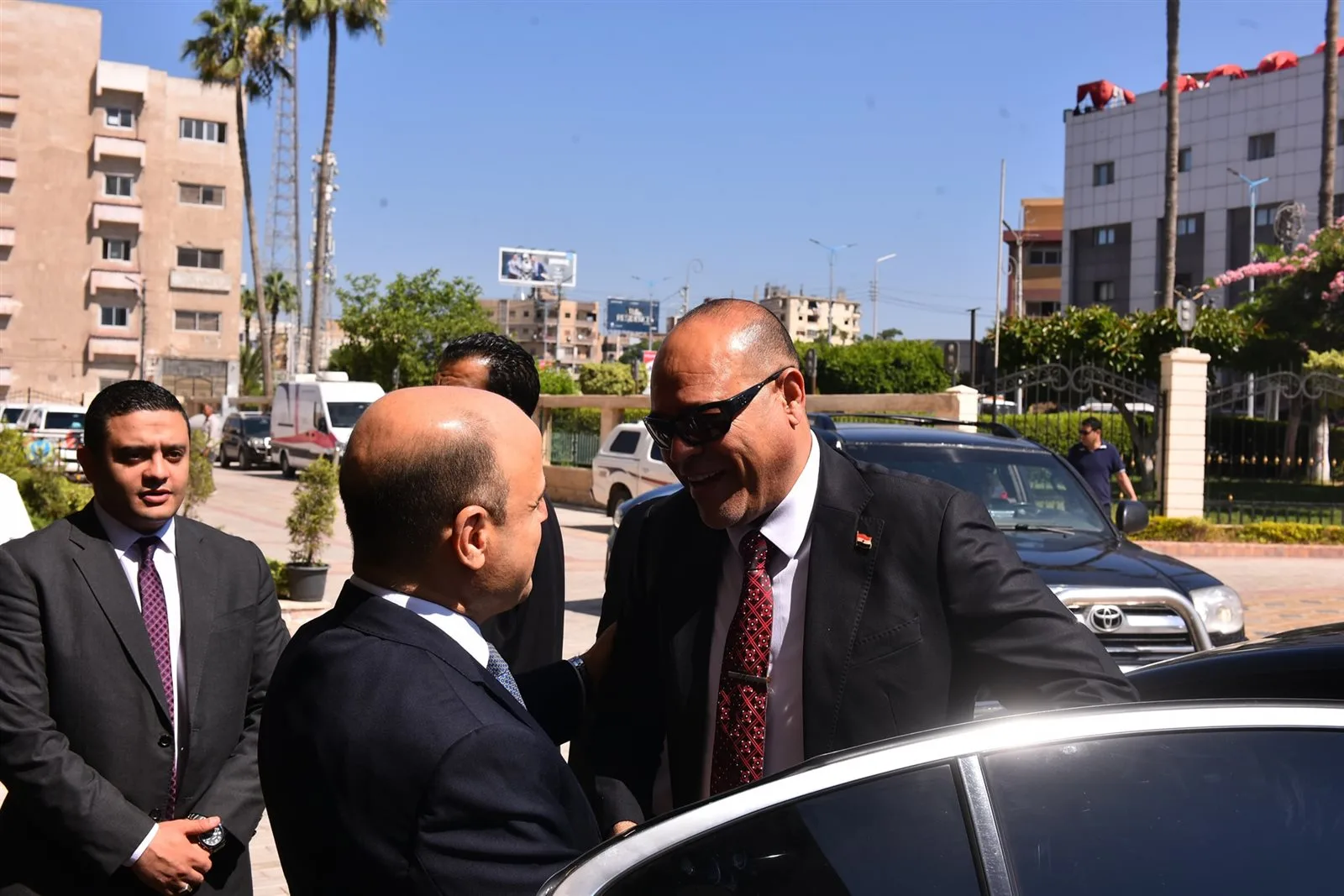 وزير العمل يلتقي محافظ كفر الشيخ لمناقشة تعزيز آليات التعاون في القضايا المشتركة