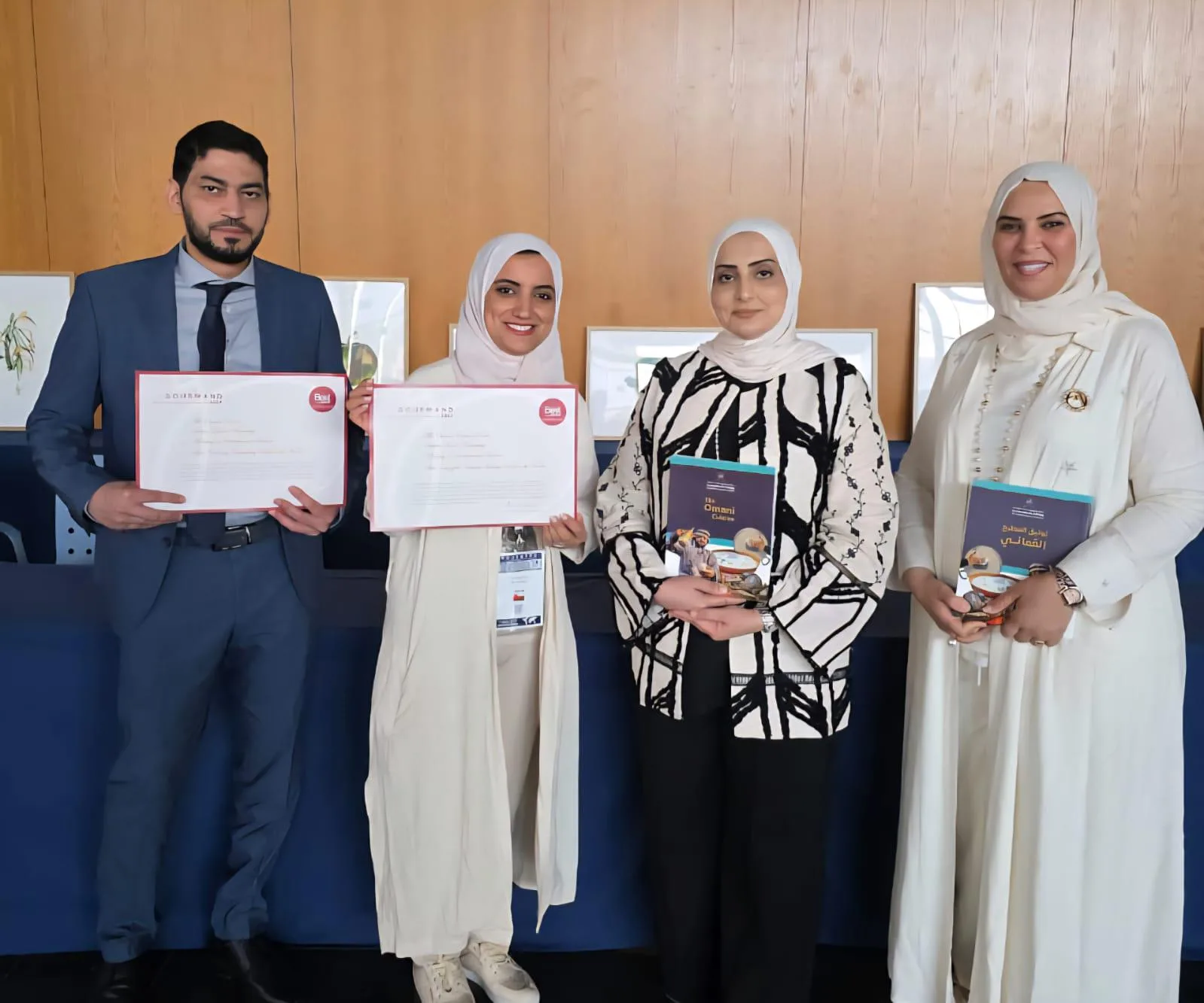 التراث والسياحة يرفعان من شأن المطبخ العماني في جوائز ‘جورماند’ العالمية التراث والسياحة يرفعان من شأن المطبخ العماني في جوائز ‘جورماند’ العالمية